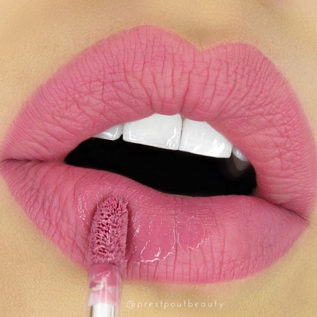 Розовые губы