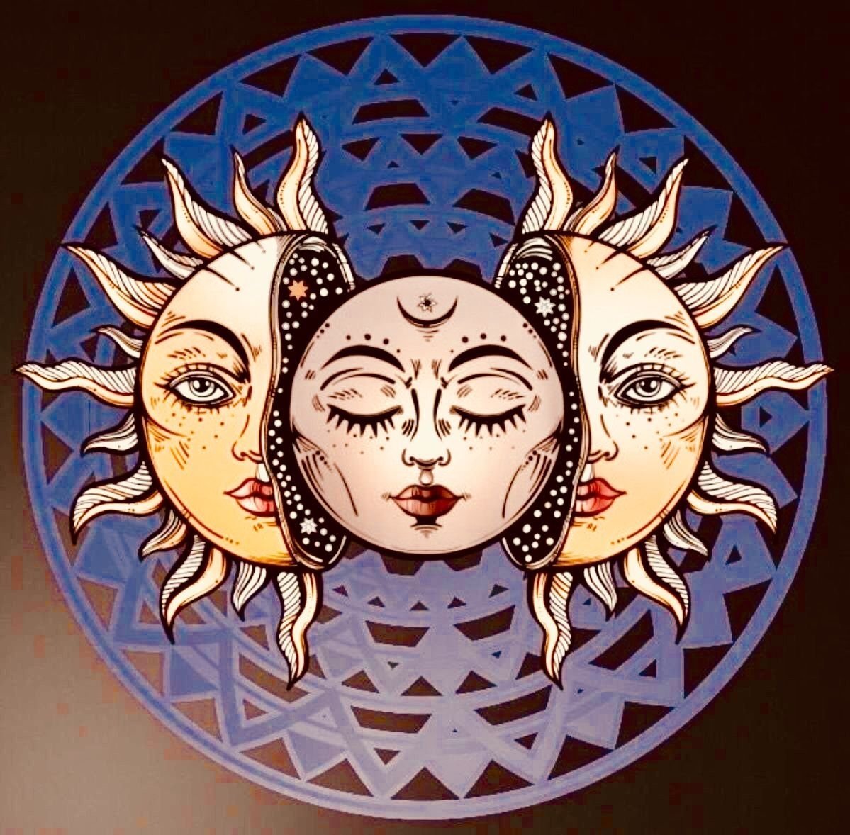 Солнце и Луна вместе