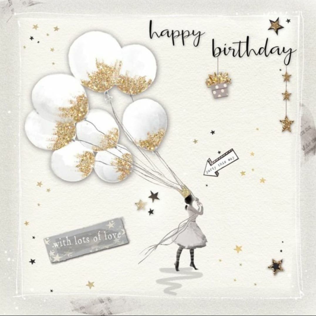 С днём рождения коробка с цветами