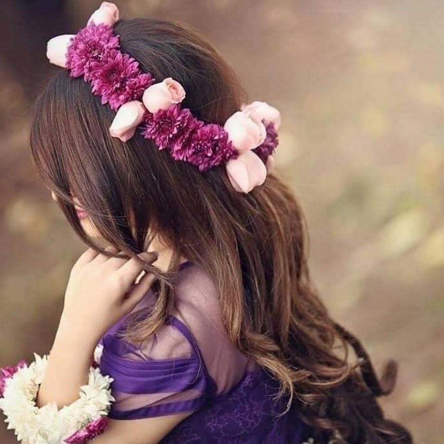 Девушка с розой