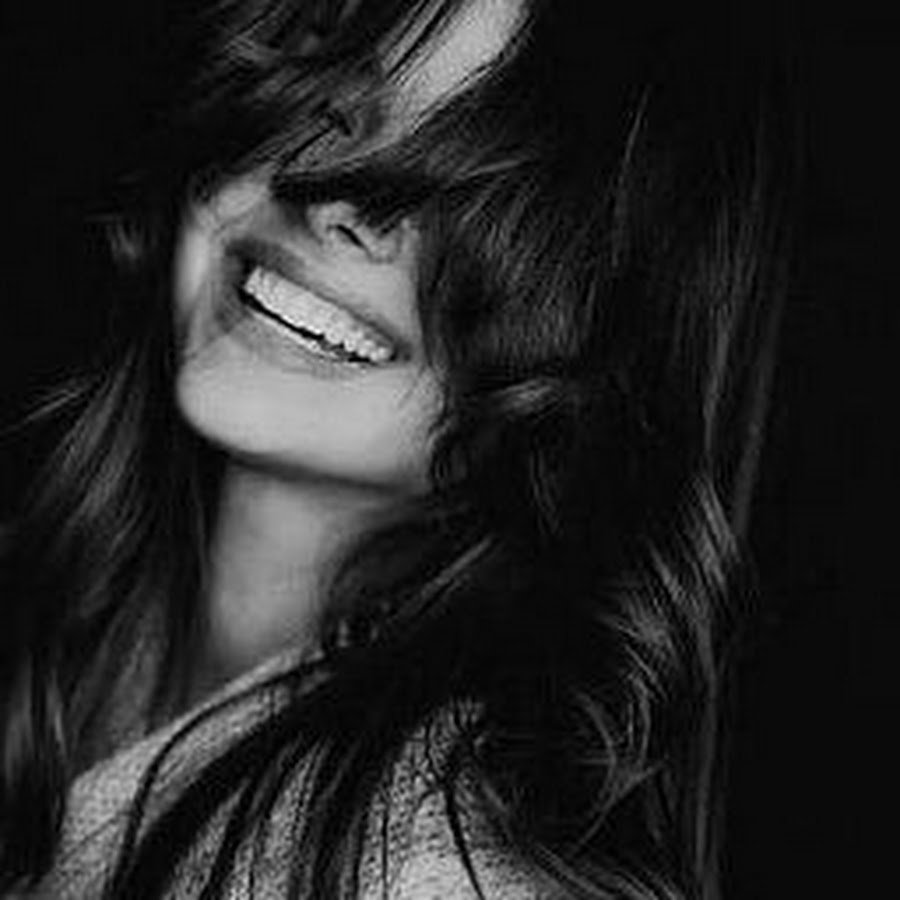 Смайлик черно белый