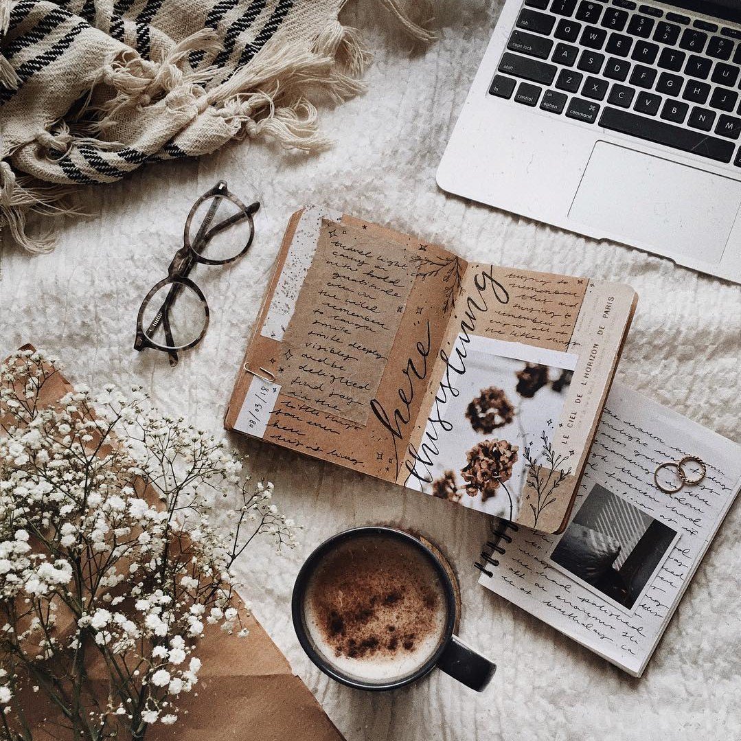 Красивые раскладки с книгами