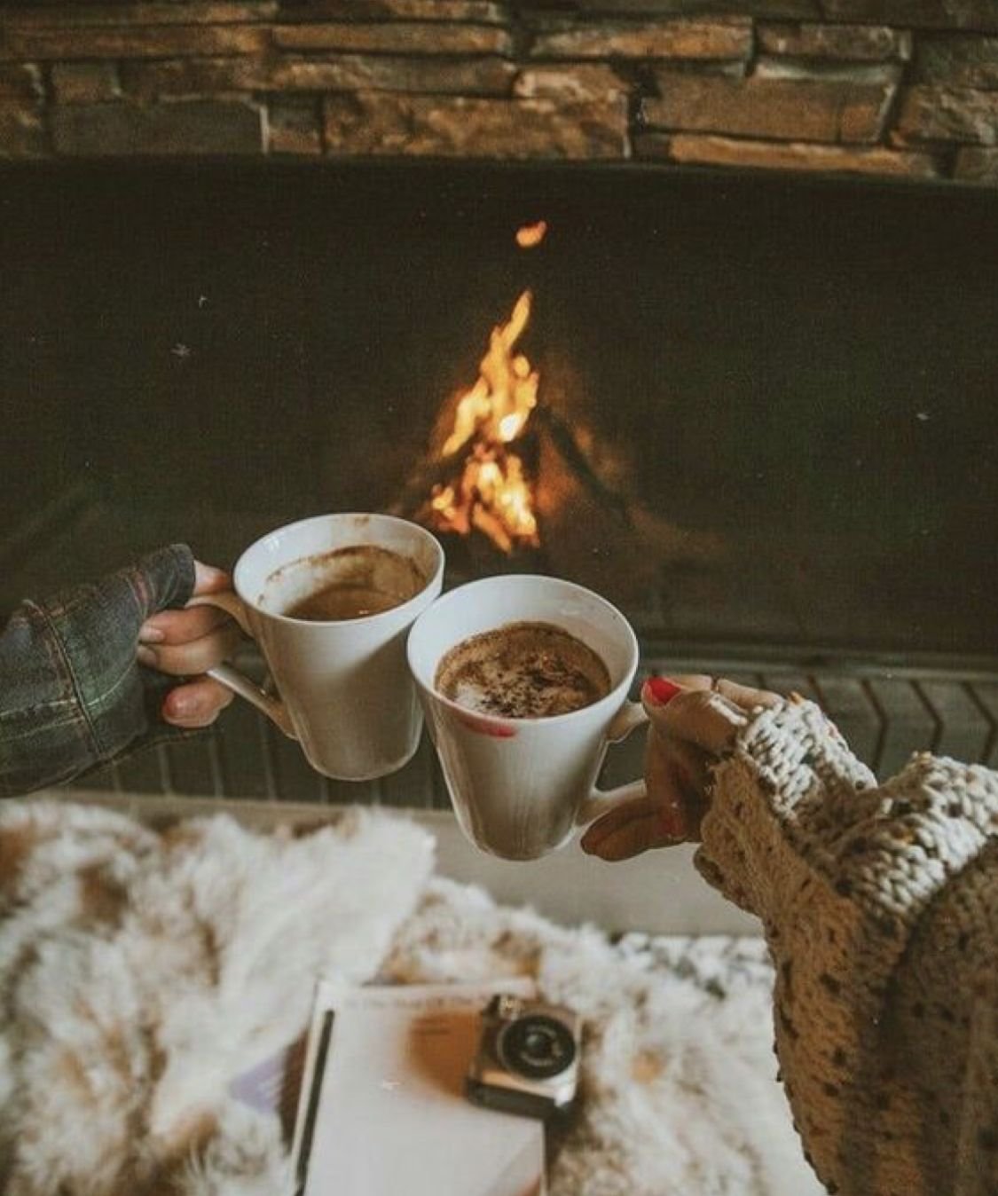 Кофе плед камин