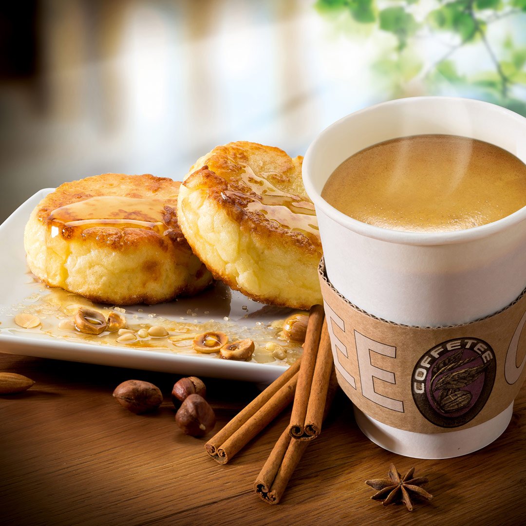 Сырники и кофе