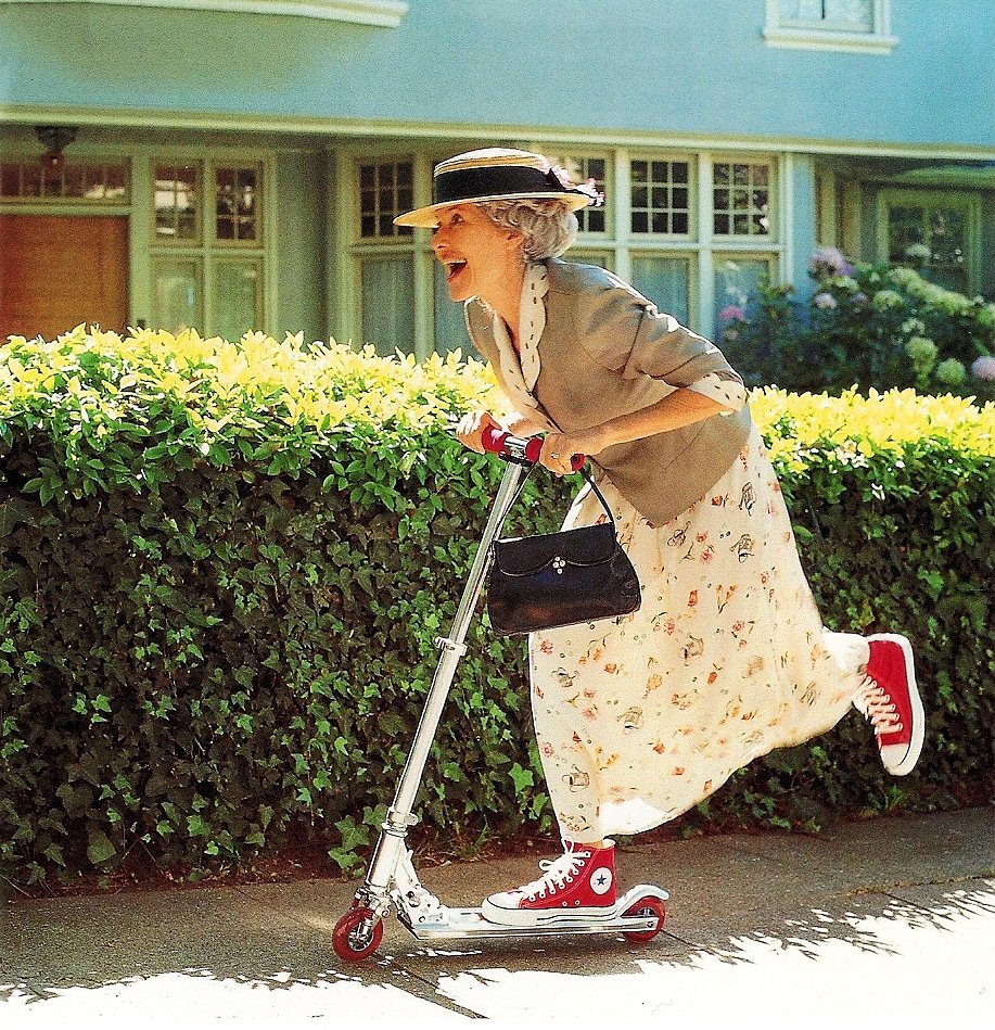 Пожалуйста не говори никому что я так живу