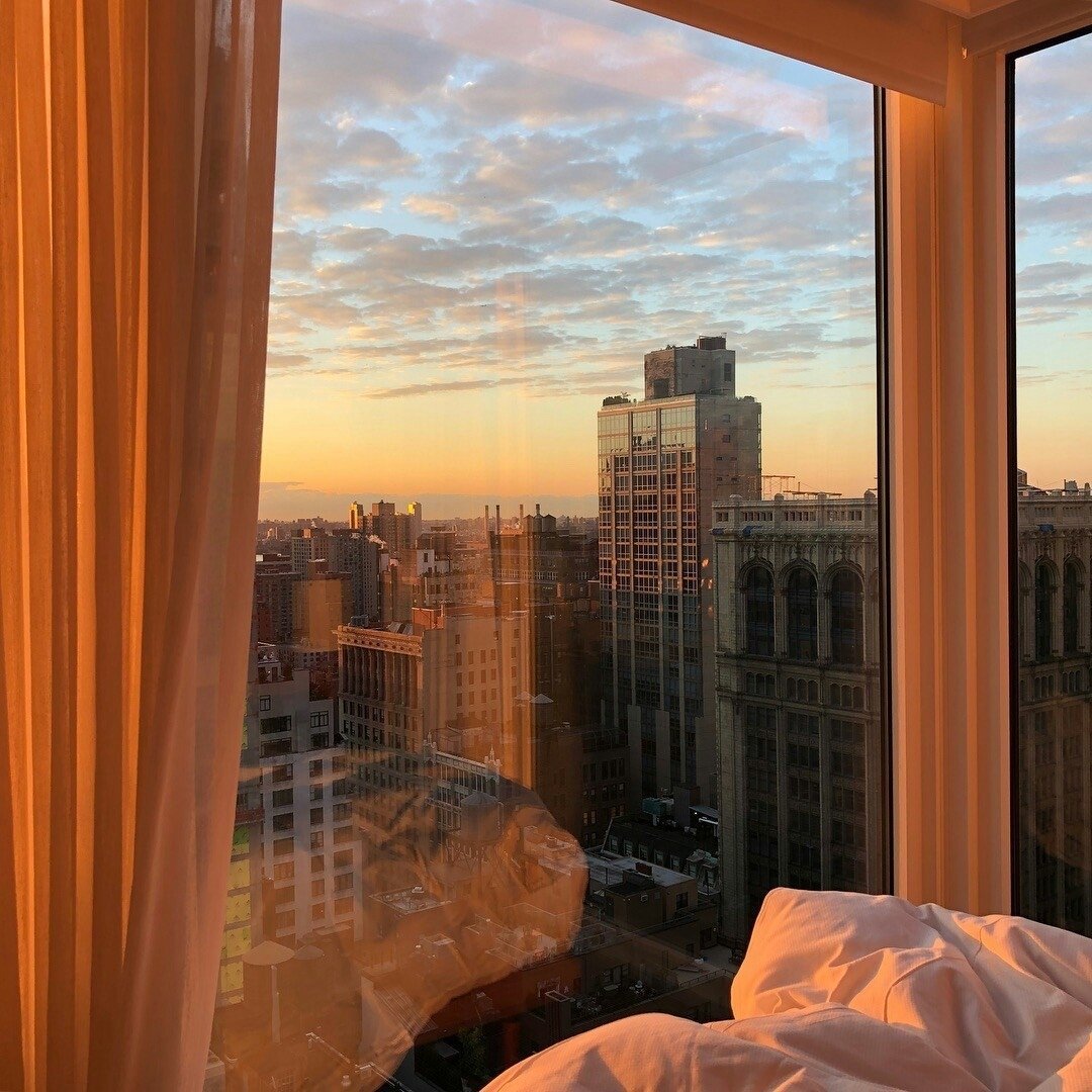 Красивый вид из окна