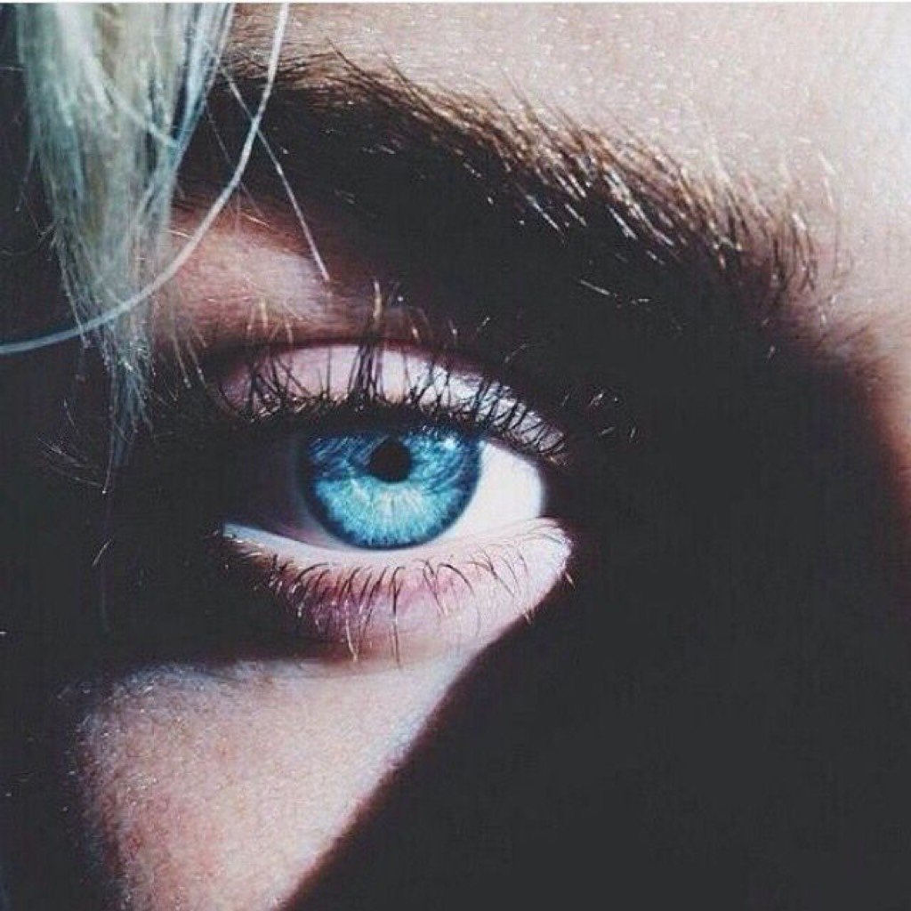 Синие глаза Эстетика