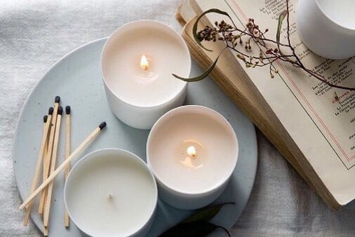 Декоративная свеча Новогодняя