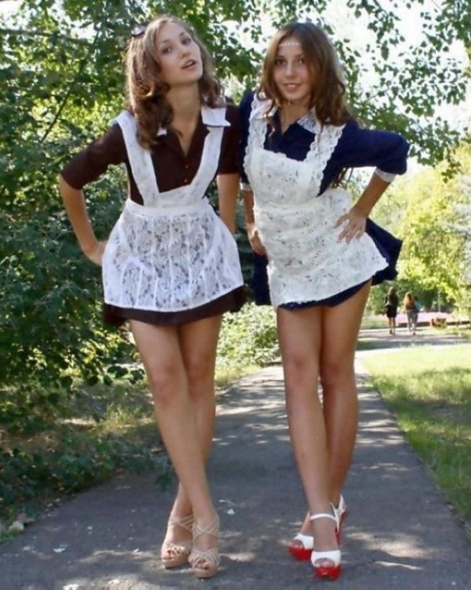 Девушки в школе