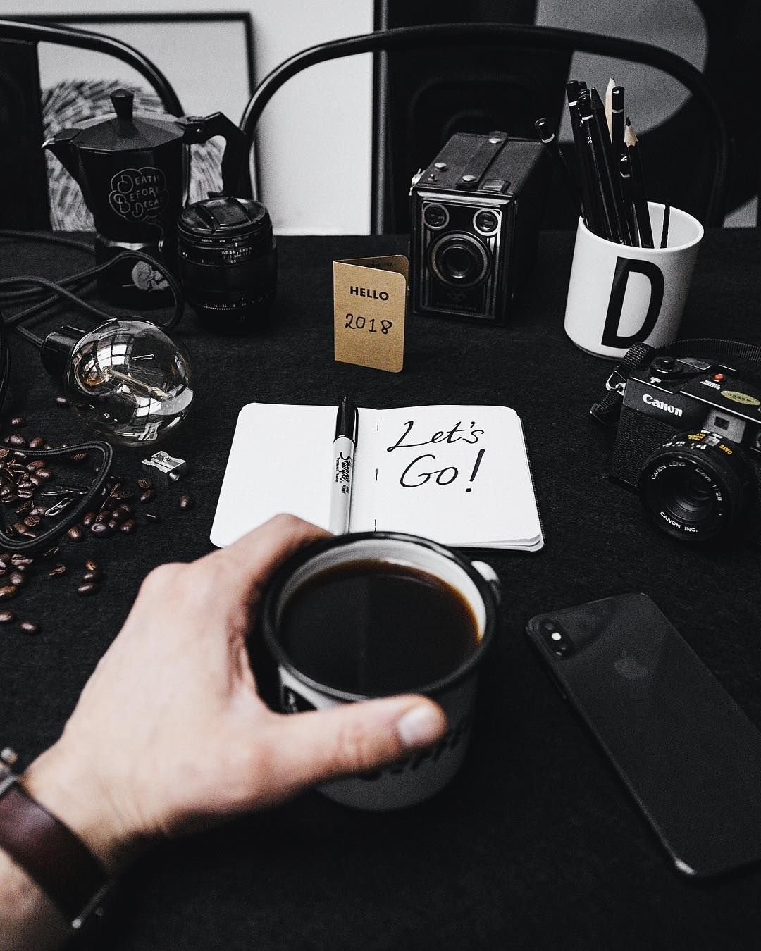 Чёрные вещи Эстетика