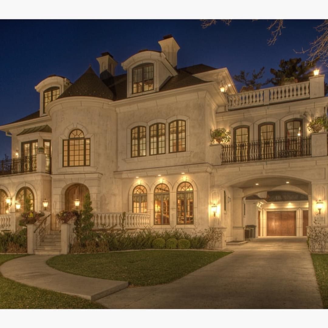 Коттедж в стиле Модерн ар-нуво