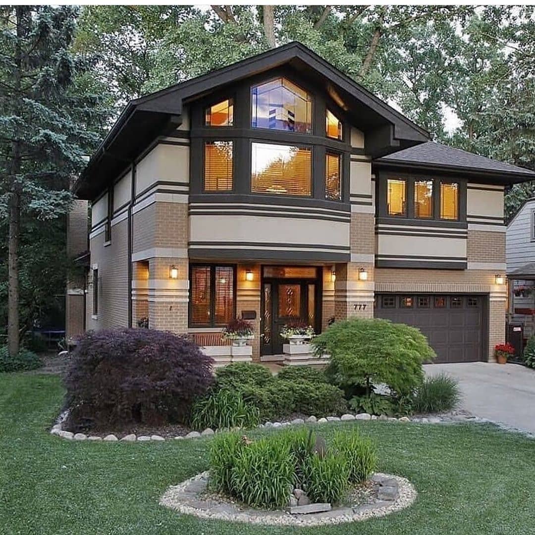 Дом с бассейном