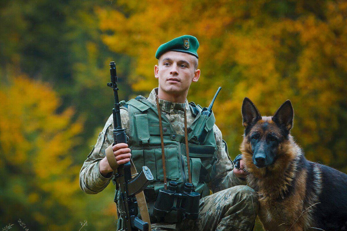 Защитники войны