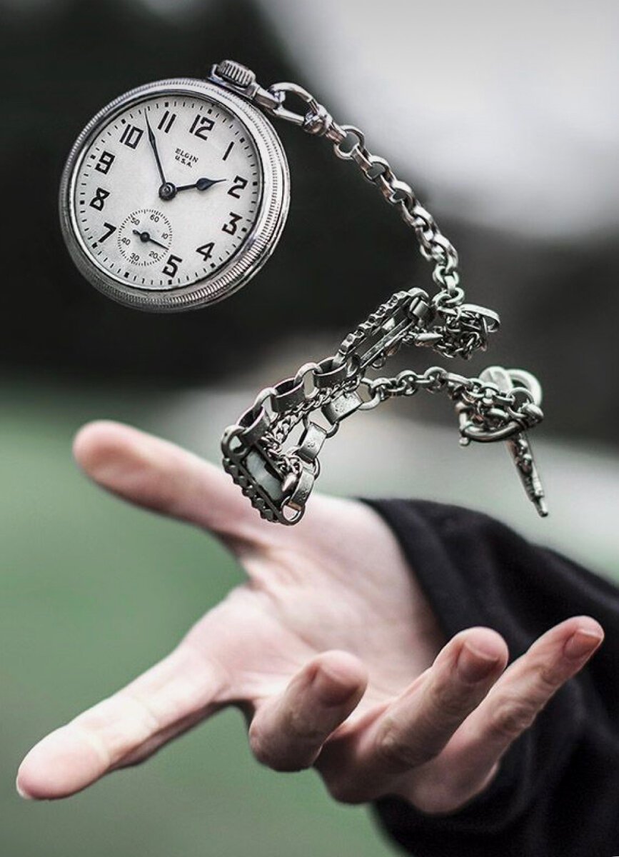 Сюрреалистические часы