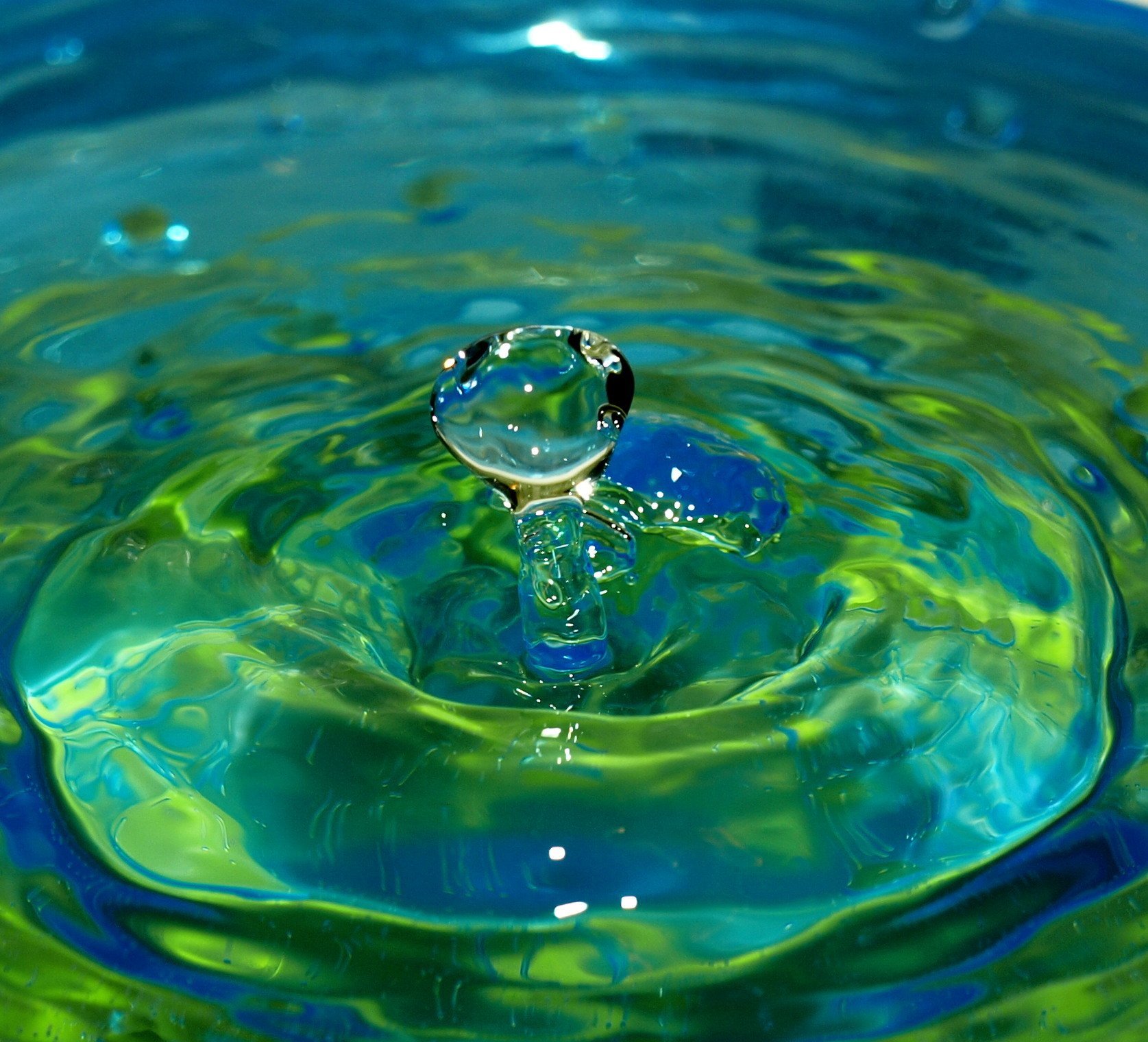 Природный водный орган. Вода. Живая вода. Чистая вода. Источник воды.