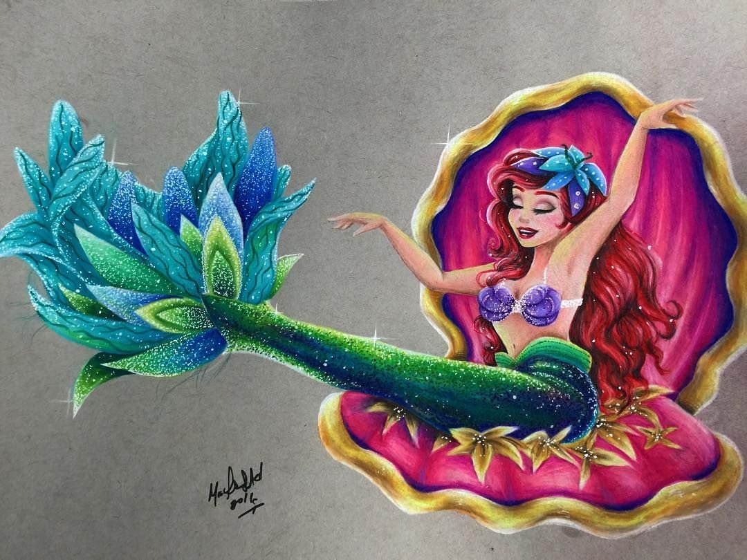 Принцессы цветными карандашами