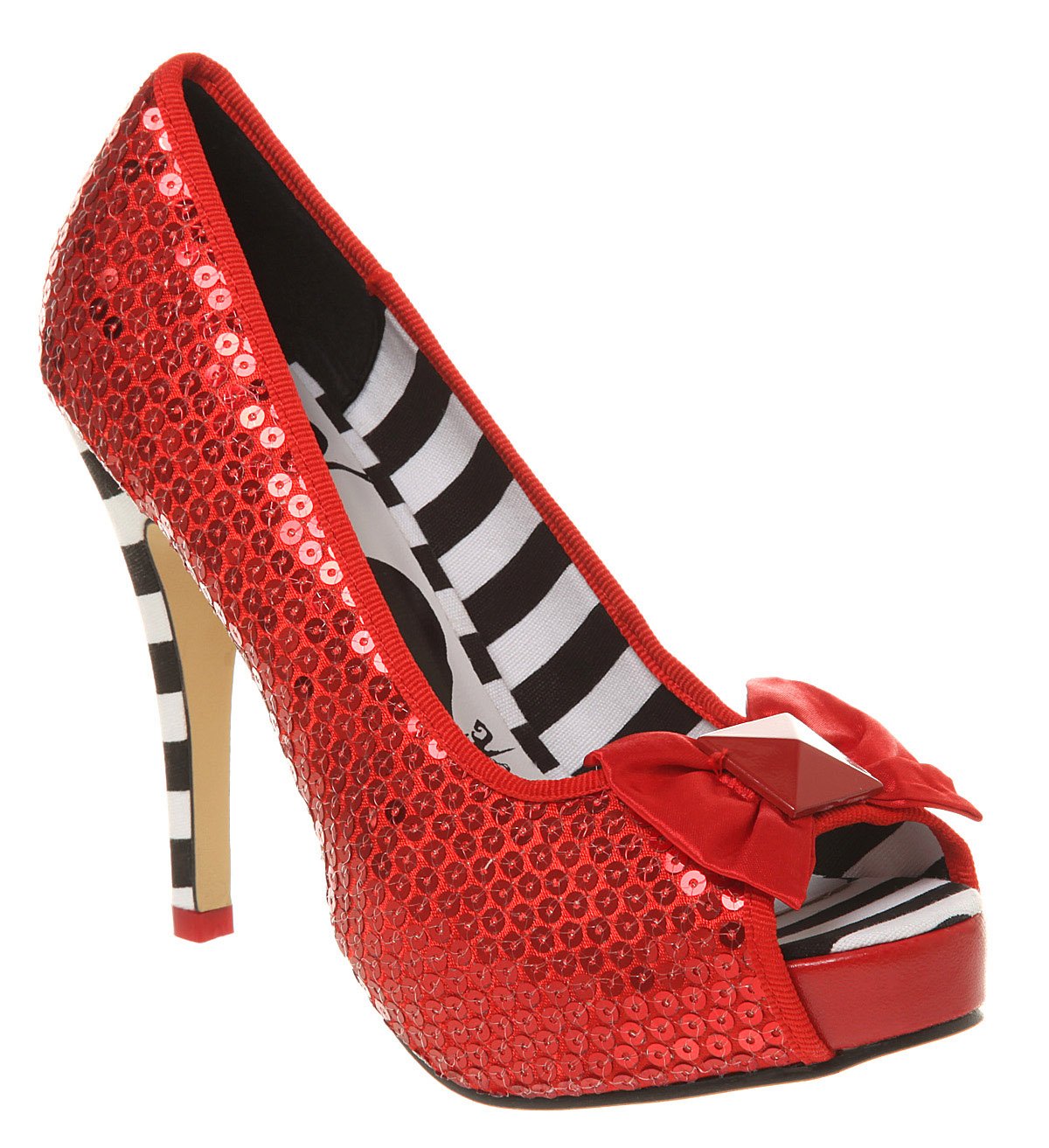 Туфли с железным сердечком