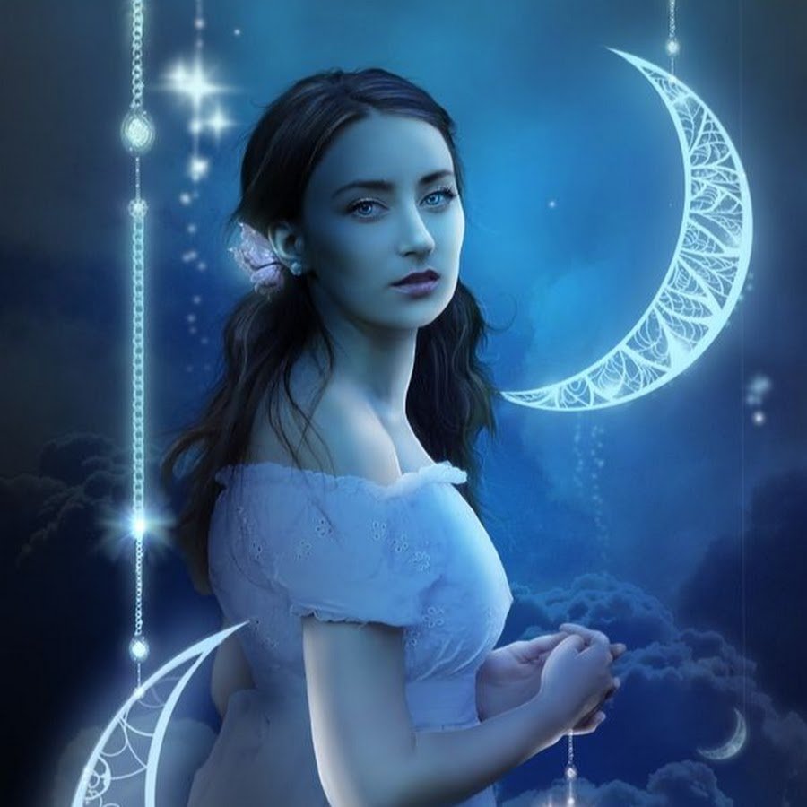 Девочка обнимает луну