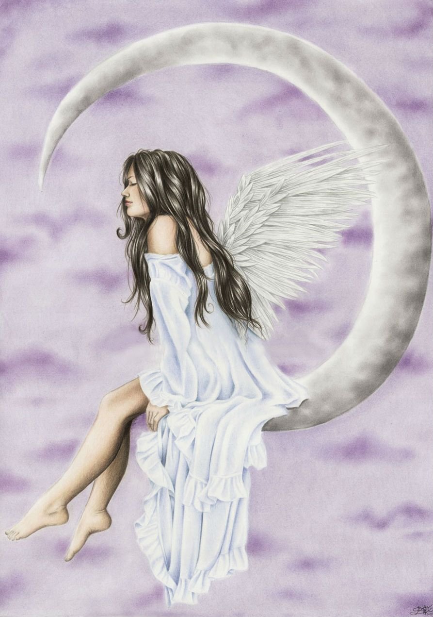 Девочка ангел с крыльями