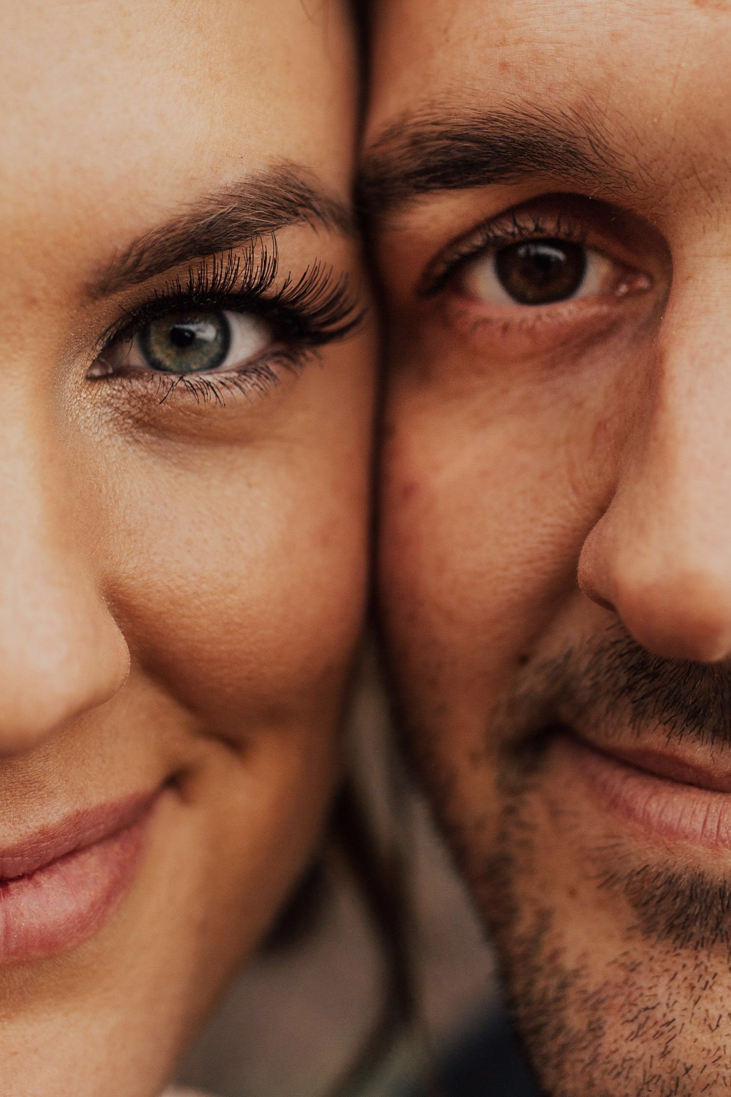 Какие глаза влюбленные. Лица влюбленных. Влюбленные глаза. Женщина на лице у мужчины. Мужчина и женщина лицом к лицу.