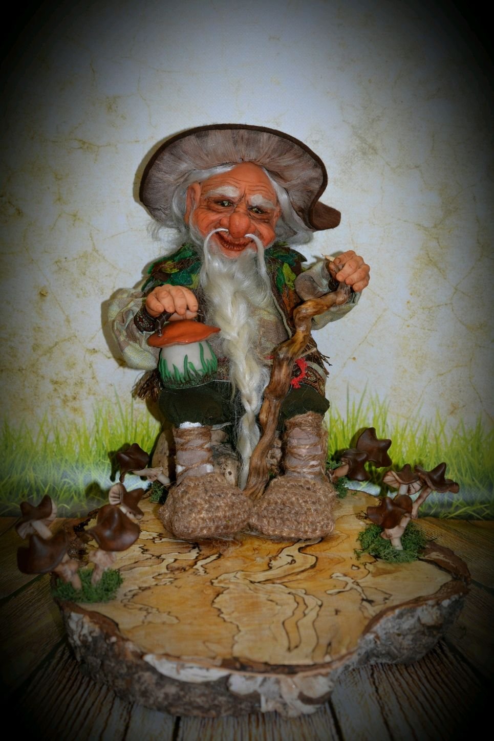 Гном Боровичок