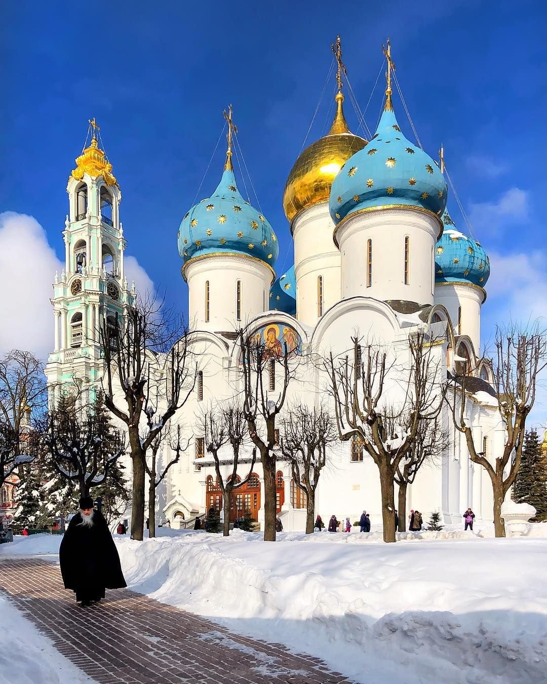 Монастырь Свято Троицкая Сергиева Лавра