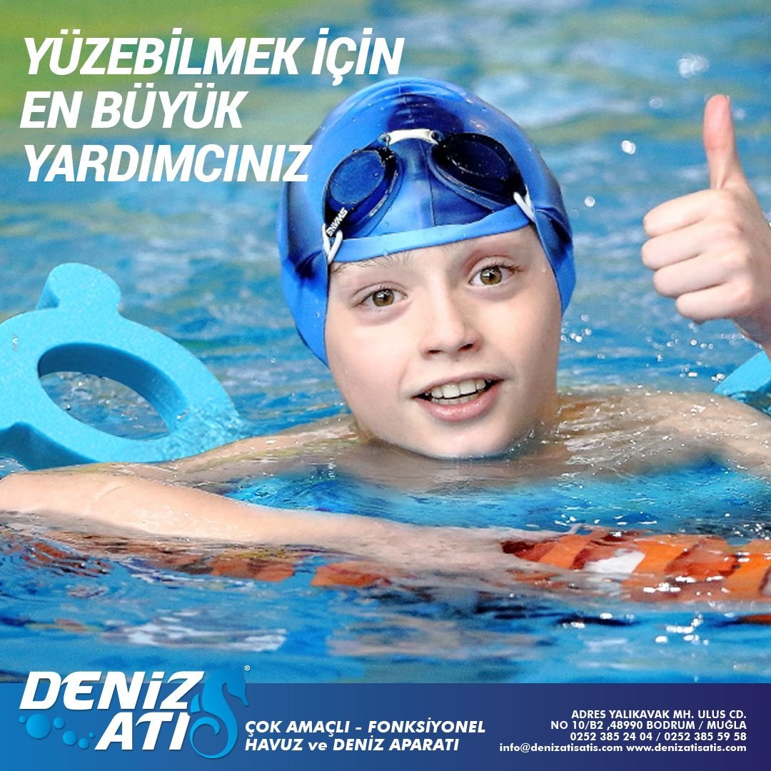 Дети в бассейне спорт