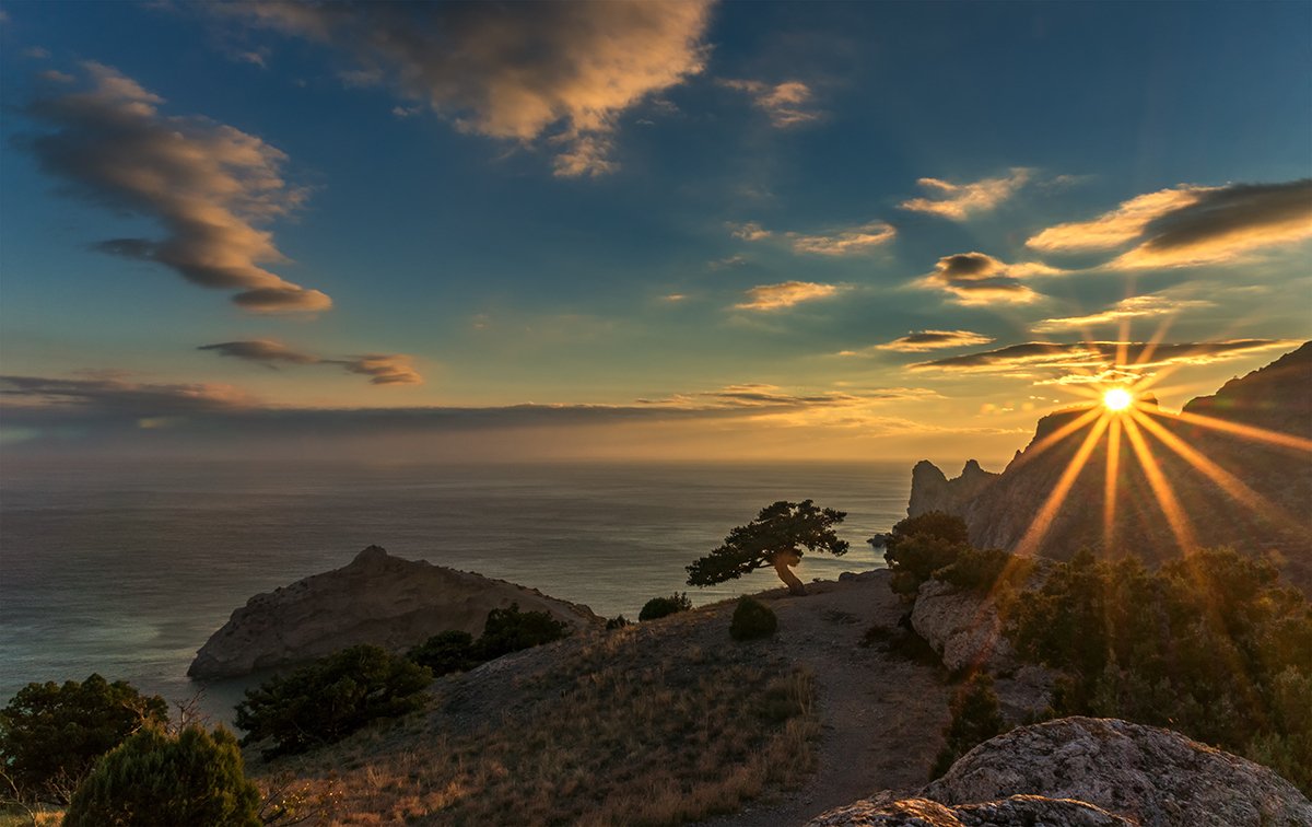 Судак Крым на рассвете