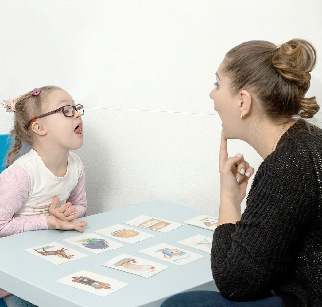 Занятия с логопедом