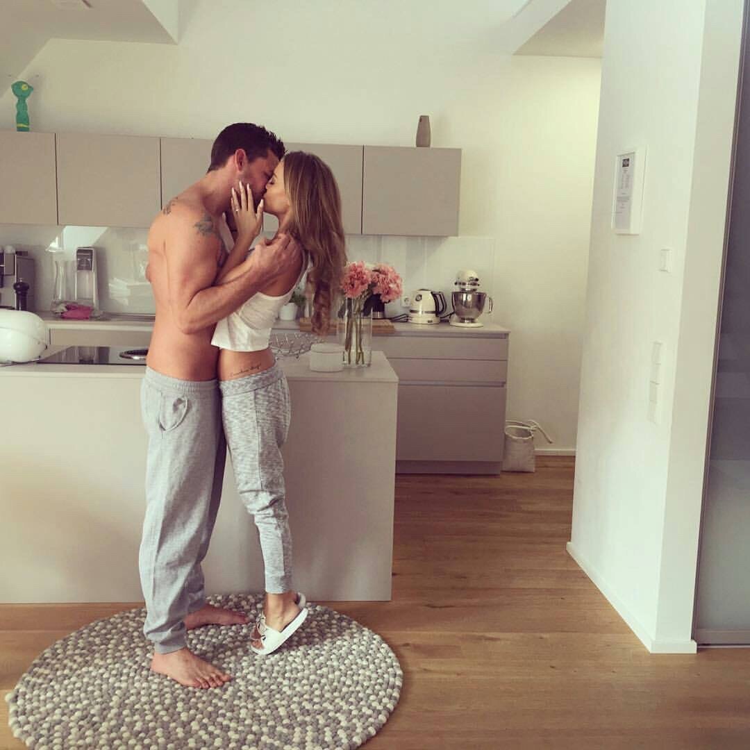 Девчонки бесятся