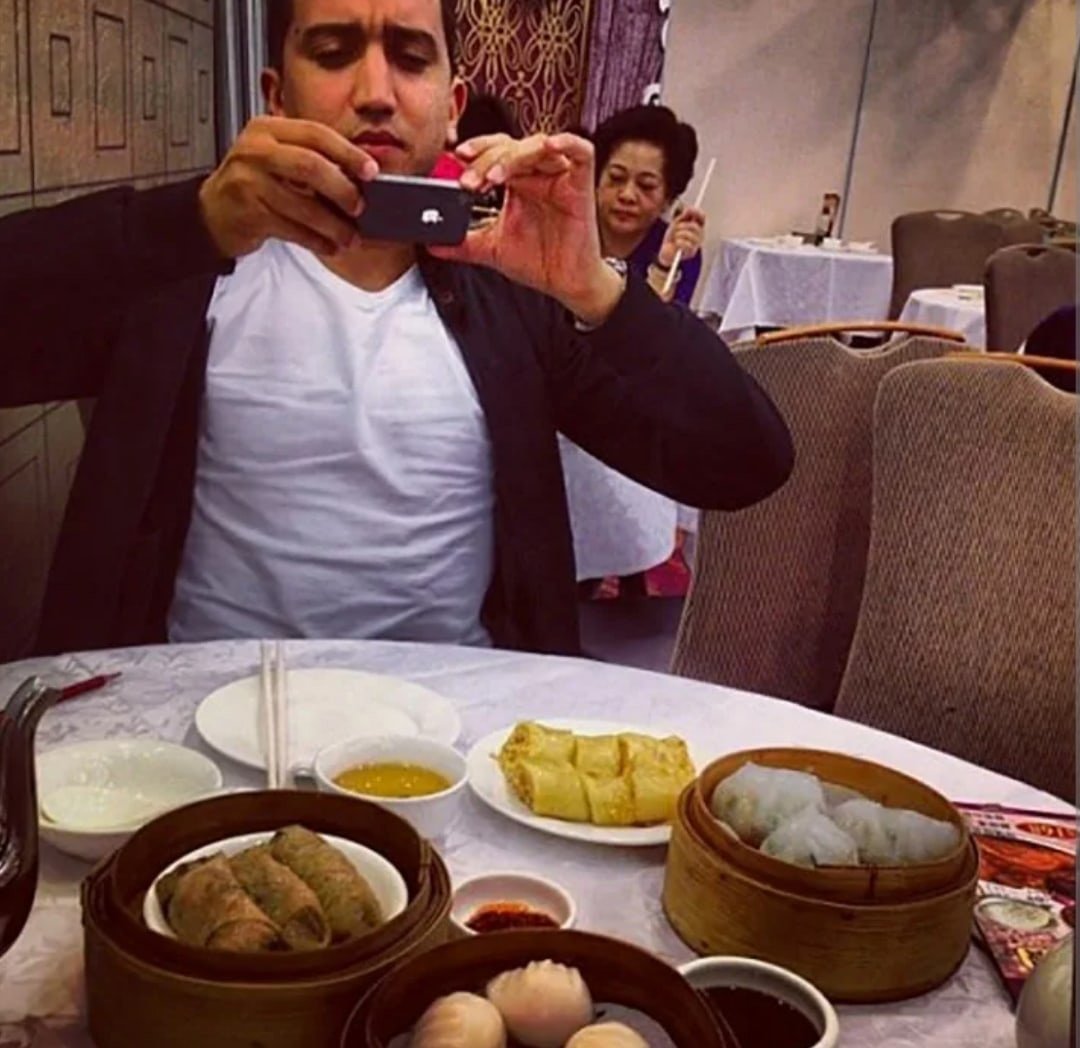 Красивые девочки с айфонами