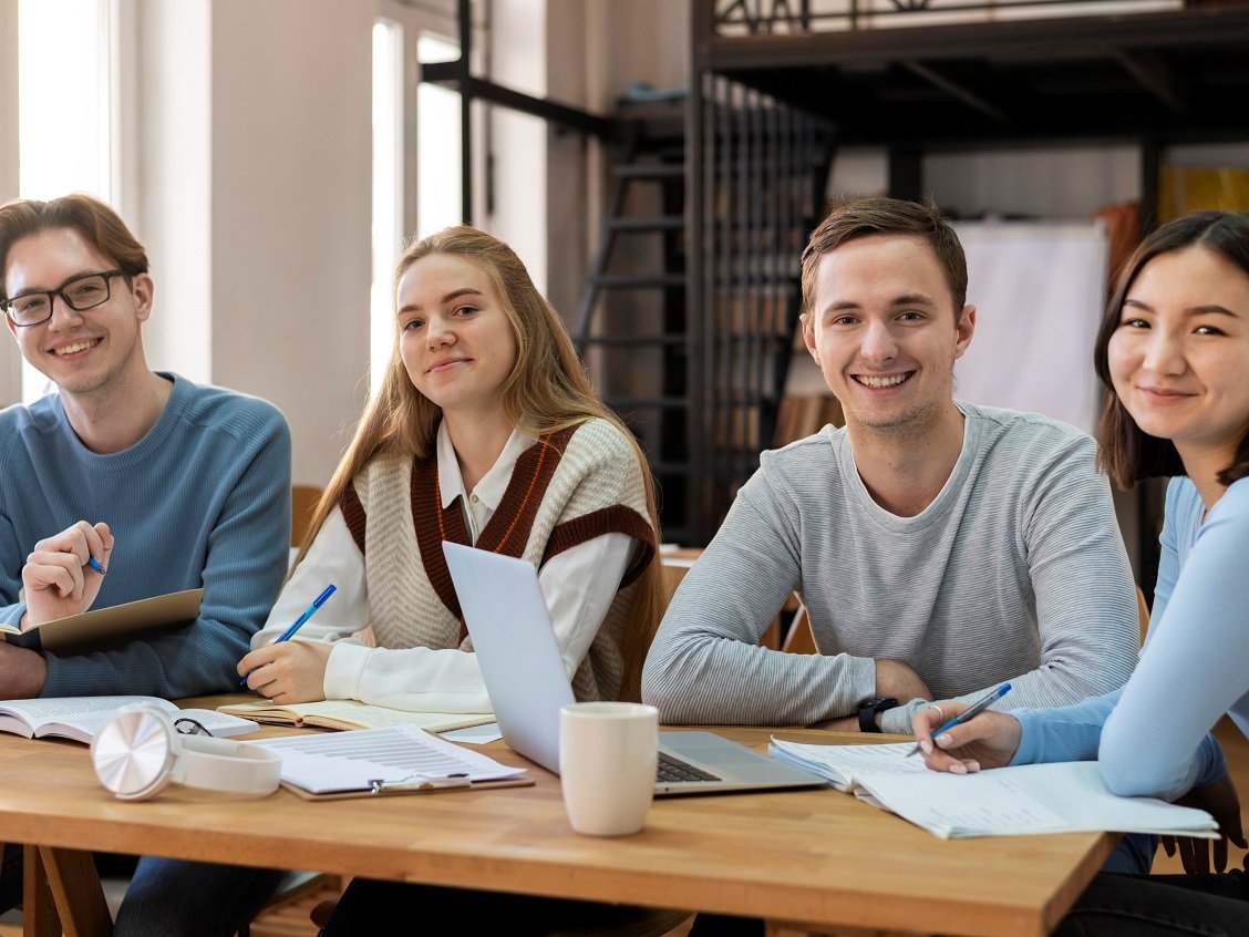 Золотые медали олимпиады по физике