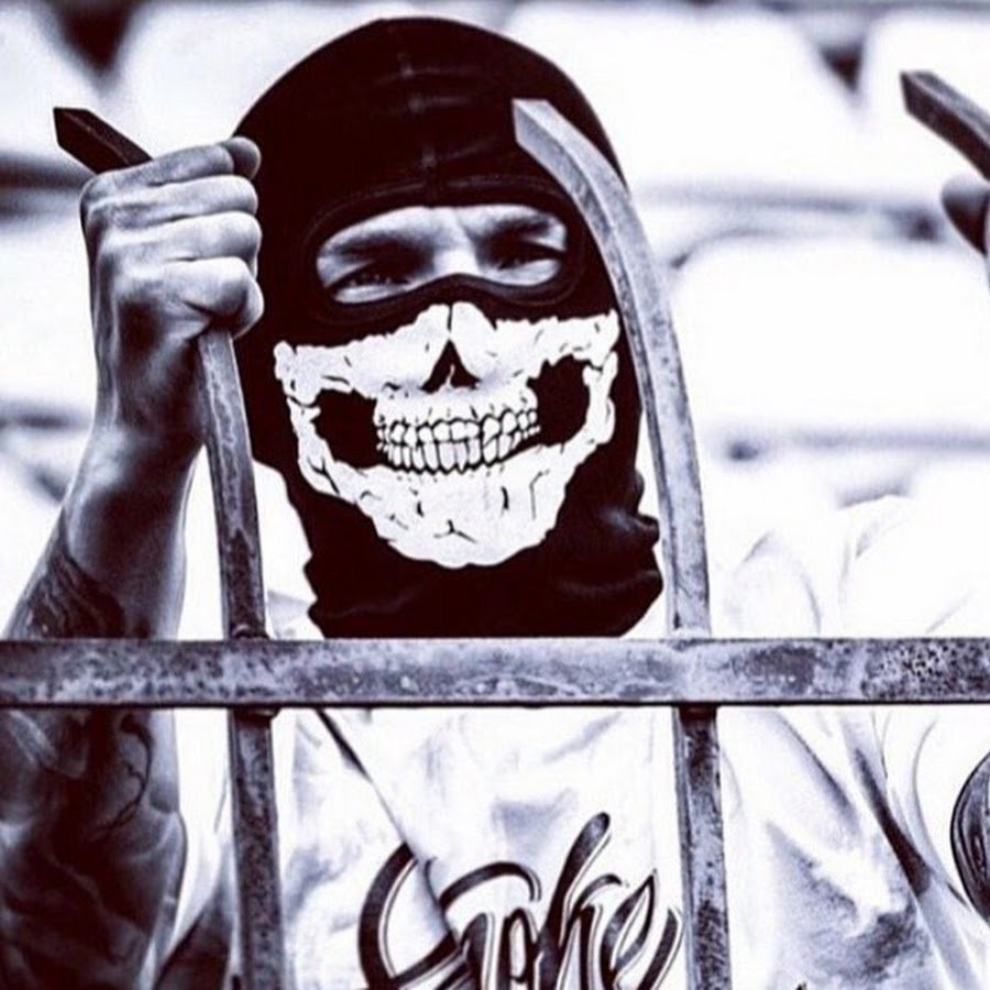 Casual стиль Art Hooligans