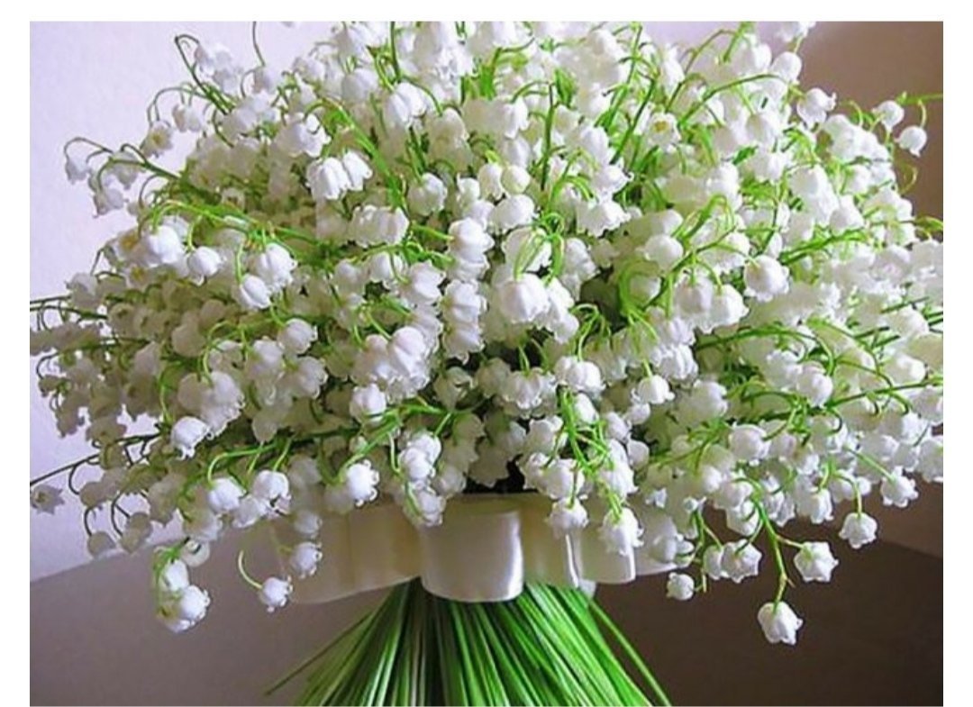 Красивый букет ландышей