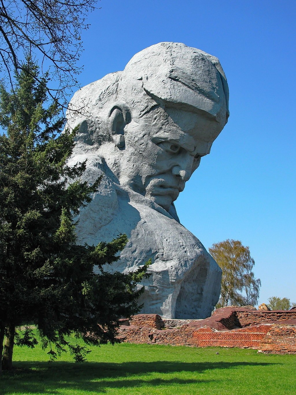 Крепость герой Брест