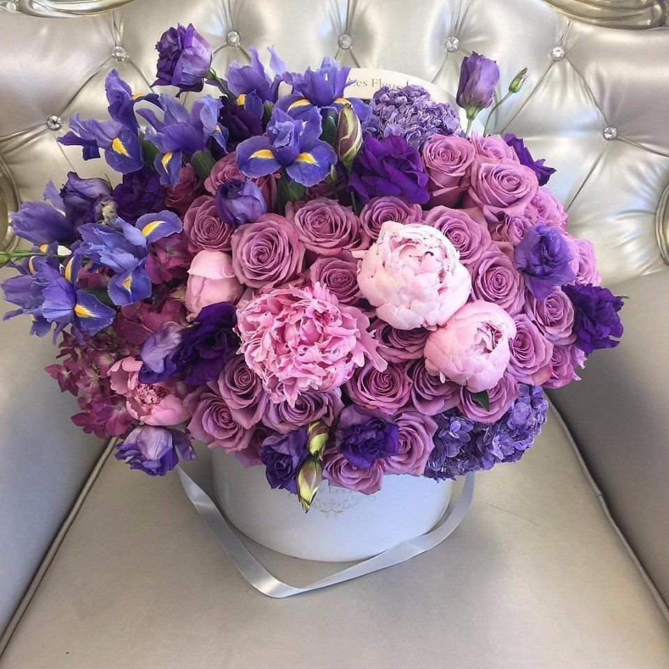 Букет цветов подарок девушке