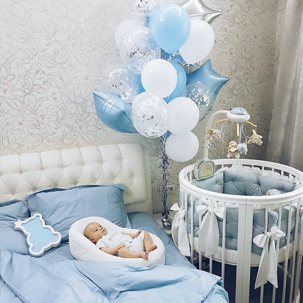 Украшение дома на выписку из роддома