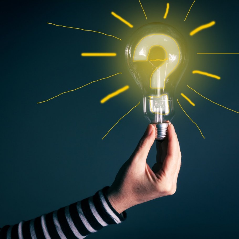 Электрик лампочка