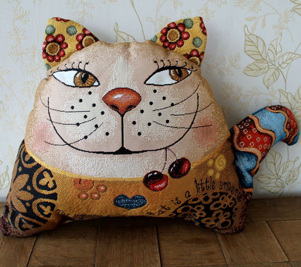 Смешные декоративные подушки