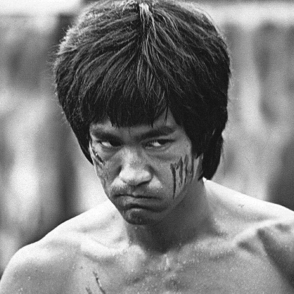 Брюс ли фильм 2022