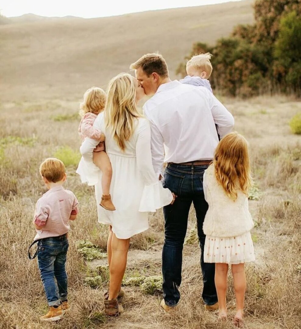 Семья стилизованный рисунок