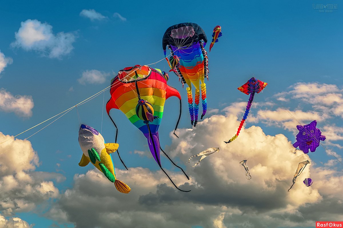 Красивый воздушный змей