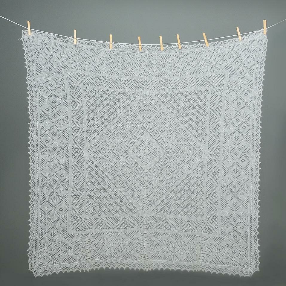 Оренбургский пуховый платок паутинка