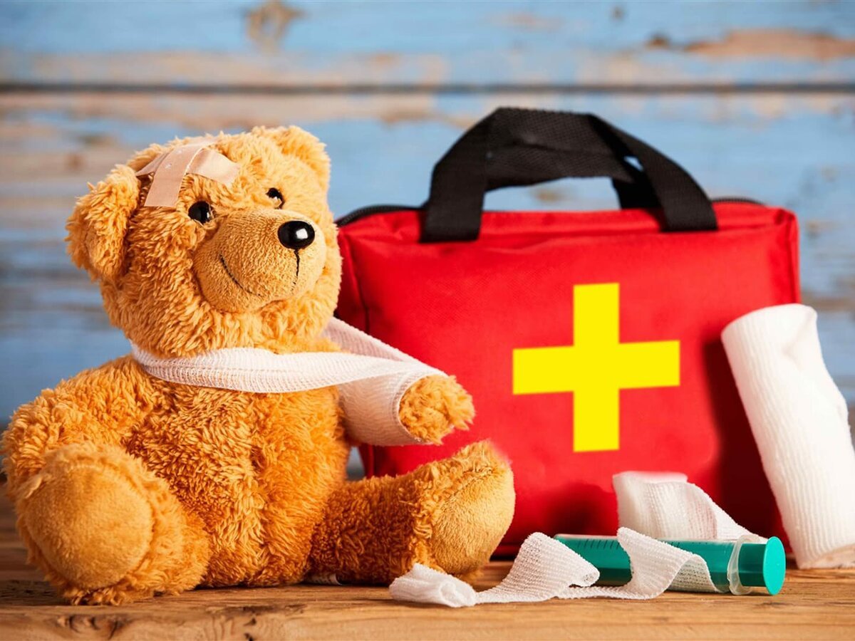 Первая помощь для детей вектор