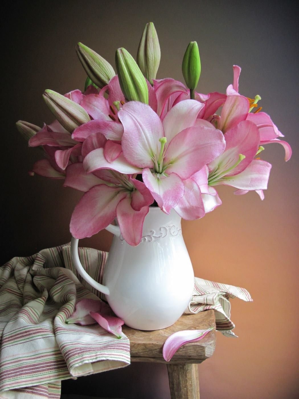 Цветы в вазе