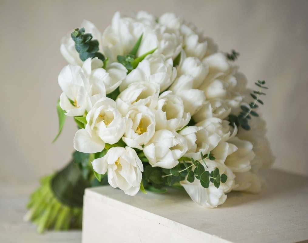 Эустома лизиантус букет