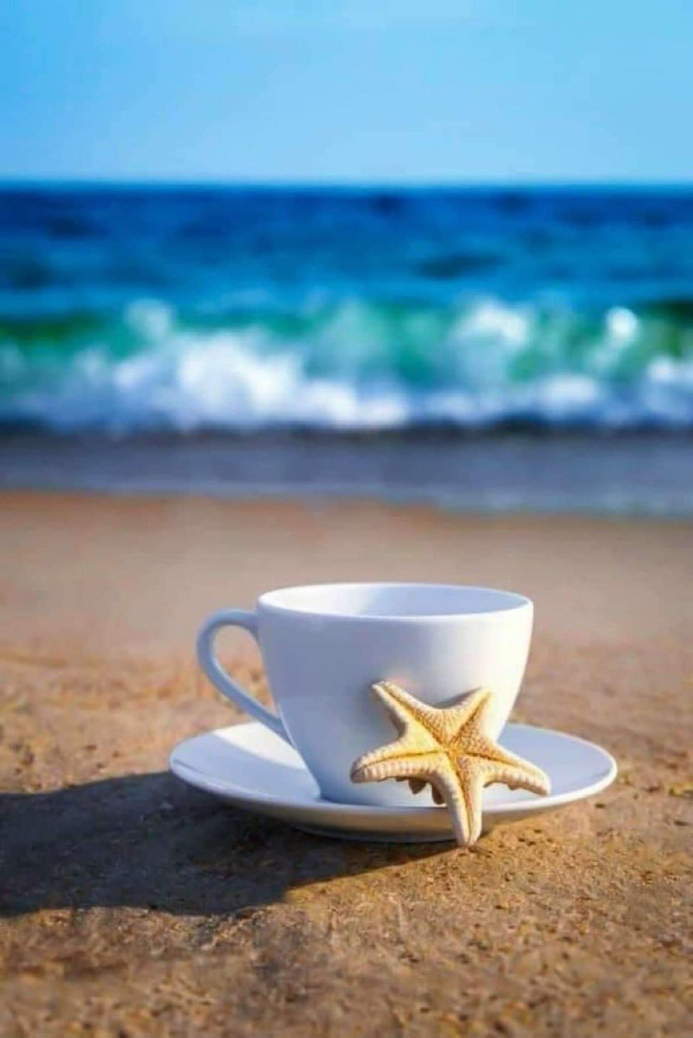 Кофе и море