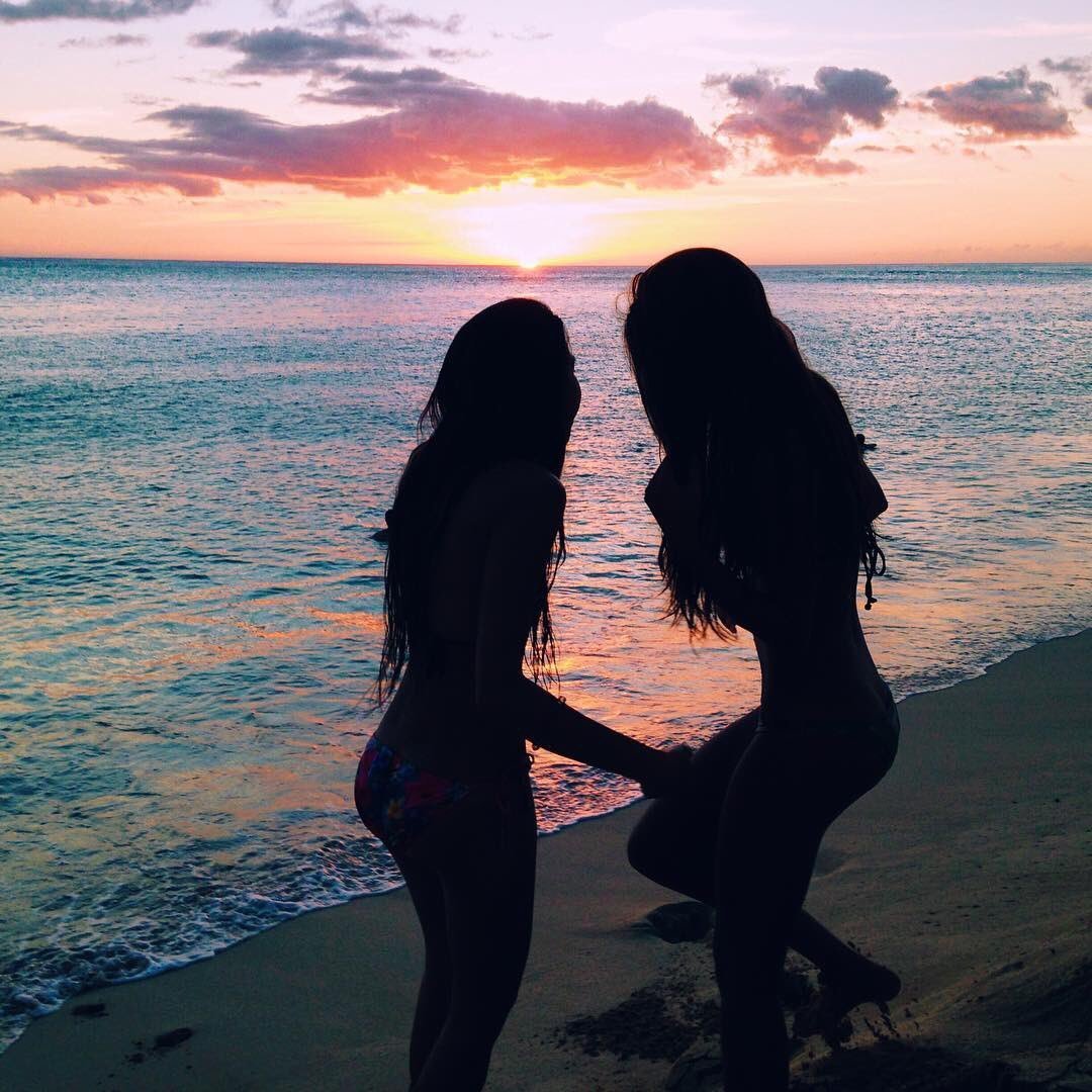 Лучшие подружки рисунки для срисовки