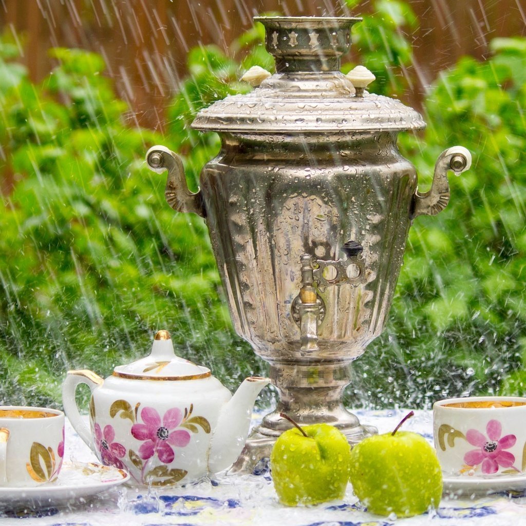 Самовар красивый