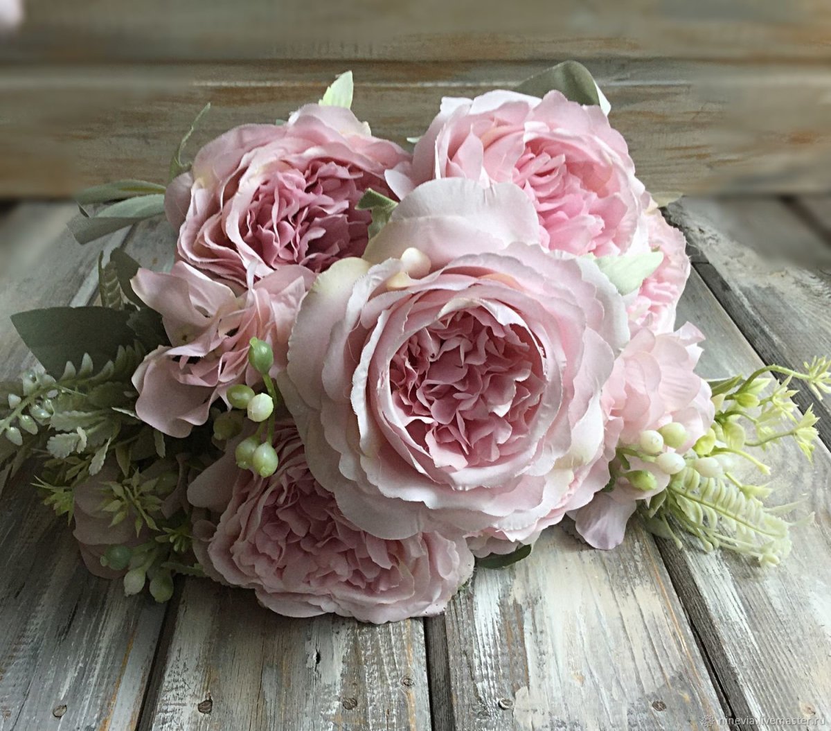 Роза пионовидная Миранда